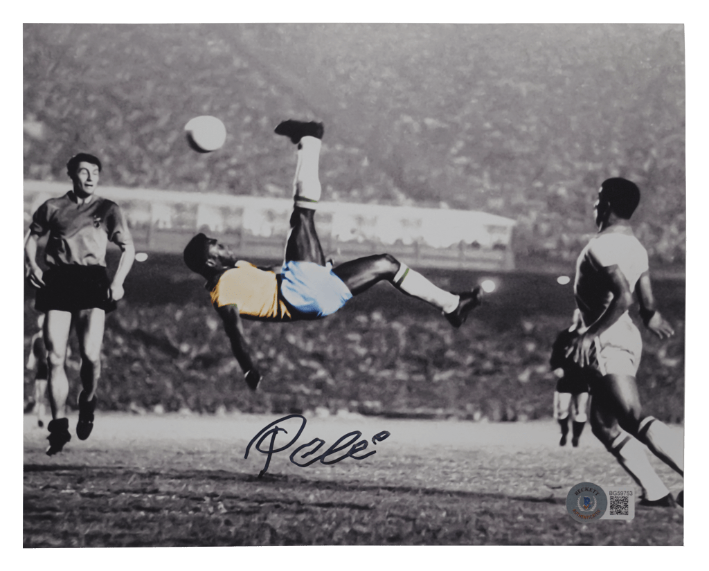 Pele Signed Iconic Bicycle Kick Color Photograph 8 x 10 – Beckett COA