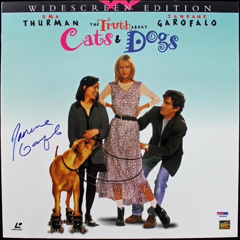 Janeane Garofalo Cats & Dogs Authentic Signed Laserdisc Cover PSA/DNA #J00694