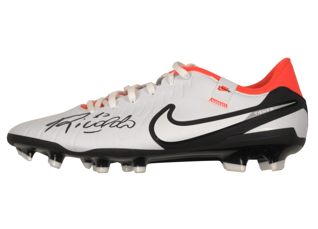 Rivaldo Signed Nike Tiempo White Soccer Boot Cleat – Beckett COA