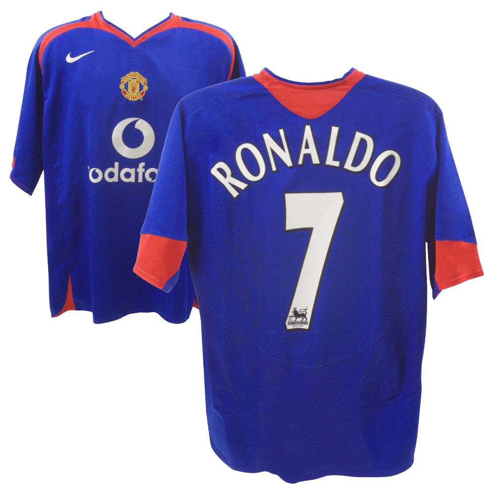 Cristiano Ronaldo Signed Vintage Manchester United Soccer Jersey #7 – Beckett LOA